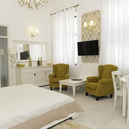 Modern Central-Near Unirii Square Apartment Cluj Napoca Bagian luar foto